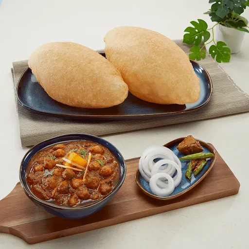 Choley Bhature