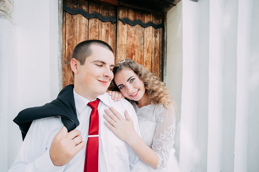 Fotógrafo de bodas Kseniya Zhuravel-Salva (shadoofphoto). Foto del 8 de agosto 2018