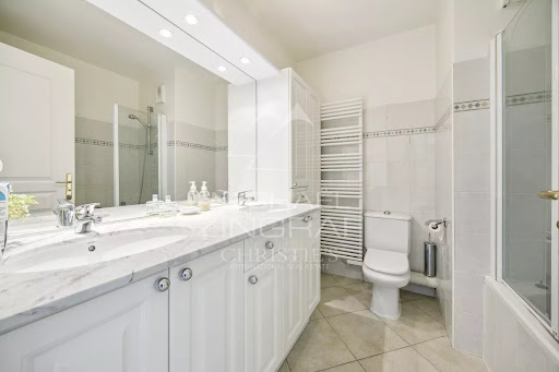 Apartment 5