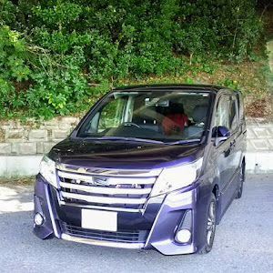 ノア ZRR80W