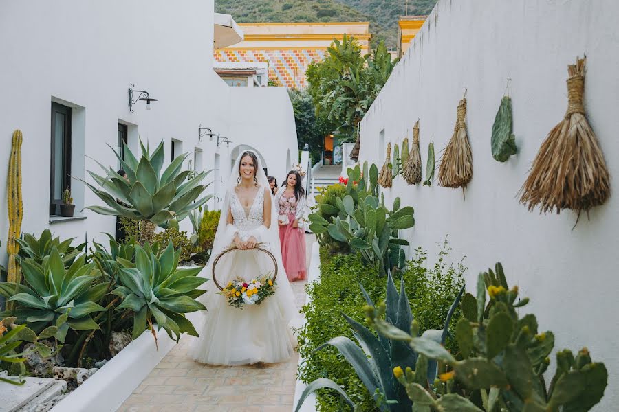 Wedding photographer Antonio La Malfa (antoniolamalfa). Photo of 17 December 2019