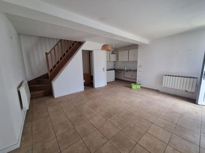 Vente maison 4 pièces 187 m² à Montceaux-lès-Meaux (77470), 195 500 €