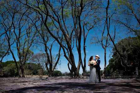婚禮攝影師Aarón Madrigal（aaronphoto）。5月17日的照片