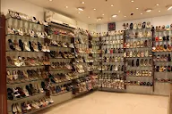 Kala Niketan Chapal Store photo 3