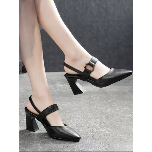 Title 4, Womens Casual Square Toe Horseshoe Heel Chunky...
