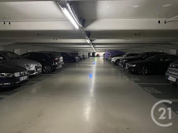 parking à Paris 12ème (75)