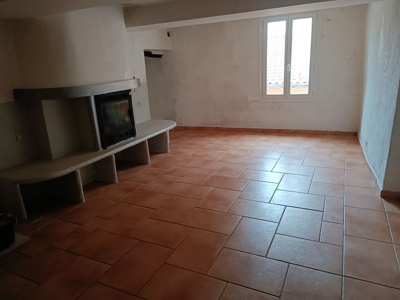 Vente appartement 3 pièces 85 m² à Lorgues (83510), 117 000 €