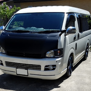 ハイエースバン