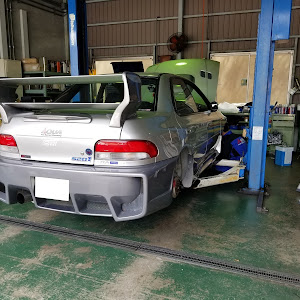 インプレッサ WRX STI GC8