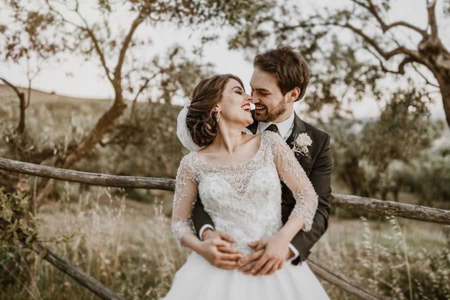 婚礼摄影师Vincenzo Carnuccio（cececarnuccio）。2019 3月7日的照片