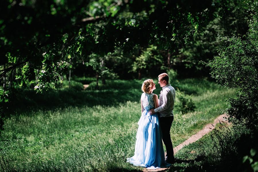 Wedding photographer Elena Vakhovskaya (helenavah). Photo of 18 March 2019