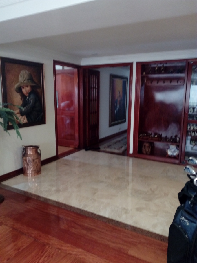 Apartamento En Venta - Santa Barbara, Bogota