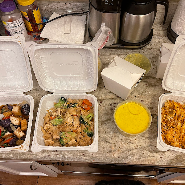 Pad Thai, Curry