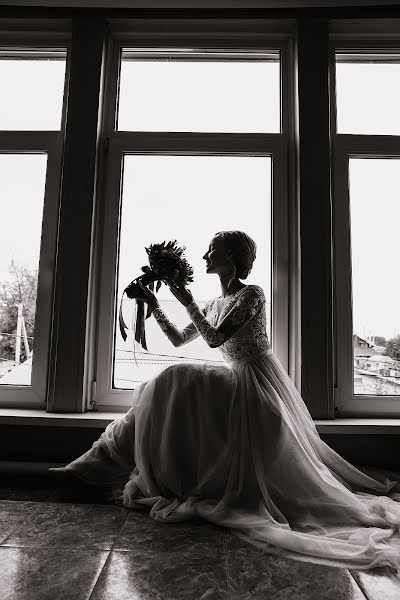 婚礼摄影师Artem Rozanov（railwayboy）。2021 1月10日的照片