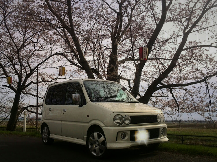 ムーヴカスタムのドライブ・桜と愛車に関するカスタム事例の投稿画像1枚目