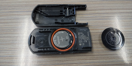 マツダ デミオを華麗にカスタム By だんぼーさん ﾊﾞｯﾃﾘｰ警戒中 19 08 04 先ほど スマートキーを認識せずにエンジンがかからなくなってしまったので Cartune