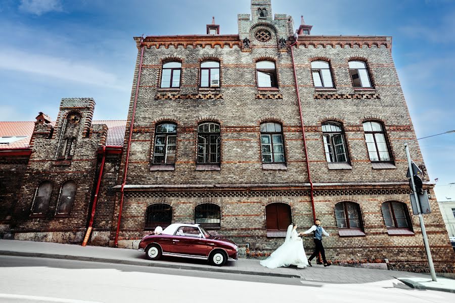 Fotógrafo de casamento Taras Atamaniv (tarasat). Foto de 29 de setembro 2021