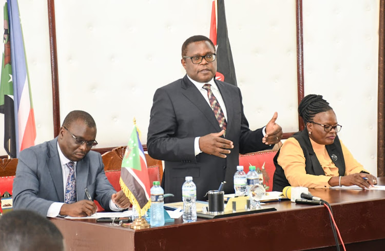 Bungoma governor Ken Lusaka, Director General Kenya National Bureau of statics (KNBS) George Obudho and Bungoma deputy governor Jenipher Mbatiany on May,30,2023 during the signing of the MOU.