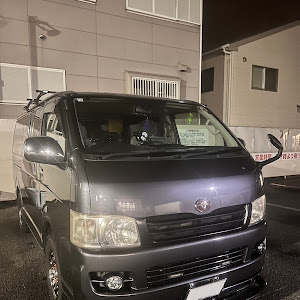 ハイエース レジアス