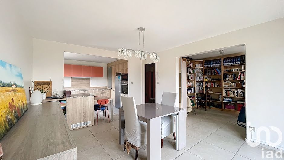 Vente appartement 4 pièces 79 m² à Fontaines-sur-Saône (69270), 289 000 €