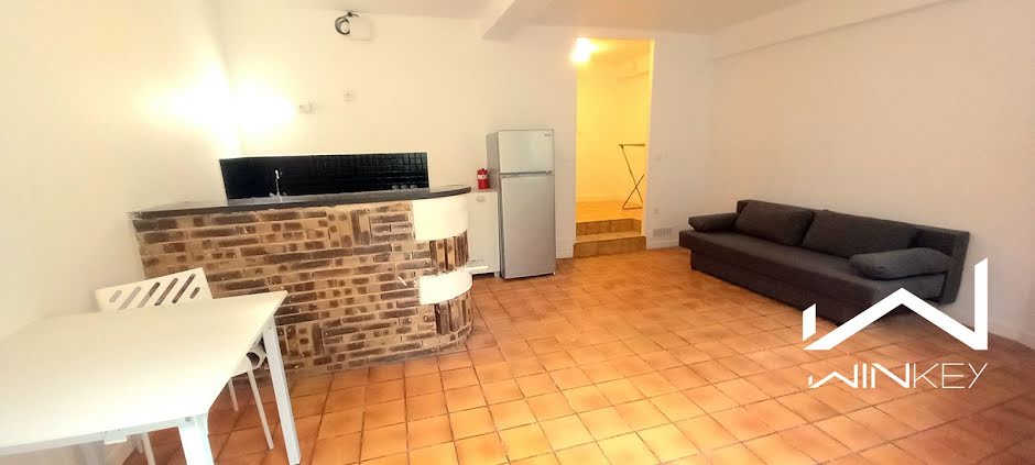 Location meublée appartement 1 pièce 29 m² à Mantes-la-Jolie (78200), 550 €