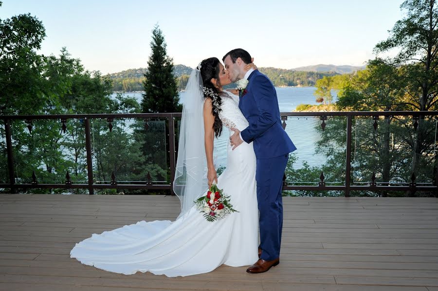 Photographe de mariage Suzanne Sanger (suzannesanger). Photo du 1 juin 2023