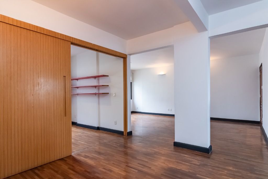 Apartamentos à venda Chácara Santo Antônio (Zona Leste)