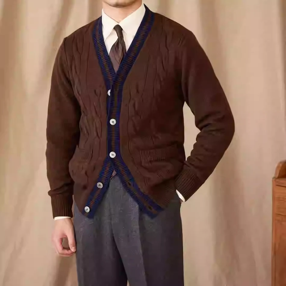 Mr Lusan herenmode trui, een stijlvolle en comfortabele trui voor heren. Ideaal voor elke gelegenheid, combineert warmte en elegantie.