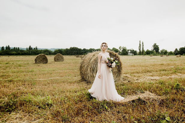 Jurufoto perkahwinan Aleksandra Efimova (sashaefimova). Foto pada 2 Julai 2018