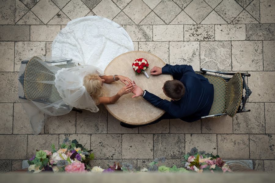 結婚式の写真家Sergey Kalenik (kalenik)。2016 1月11日の写真