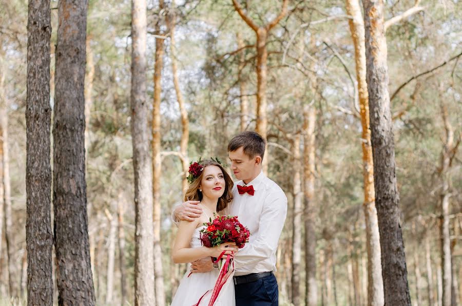 婚礼摄影师Elena Dorofeeva（helenaway）。2016 4月4日的照片