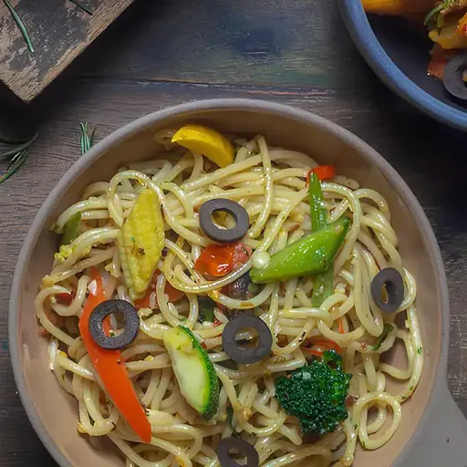 Veg Aglio Olio Pasta