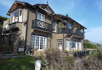 House with garden and terrace 3