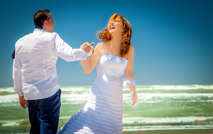 Fotografo di matrimoni Tedi Arifi (arifi). Foto del 10 luglio 2015