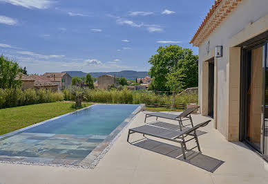 House with pool and terrace 2