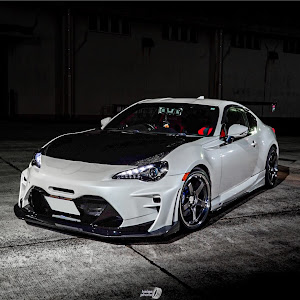 86 ZN6