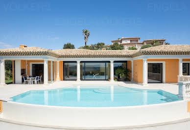 Villa with pool and terrace 6