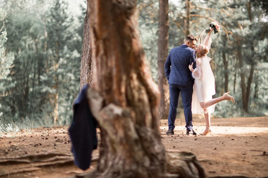 Fotógrafo de casamento Elena Tokareva (tokarevaelena). Foto de 8 de dezembro 2022