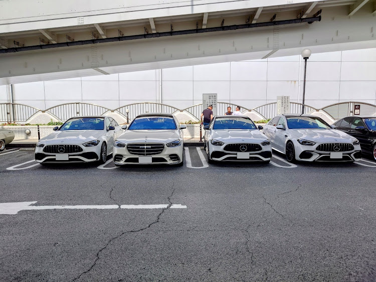 Sクラスセダンの朝から…・7月もよろしくお願いします・オフ会・メルセデスベンツSクラス・w223s5004マチックロングに関するカスタム事例の投稿画像2枚目