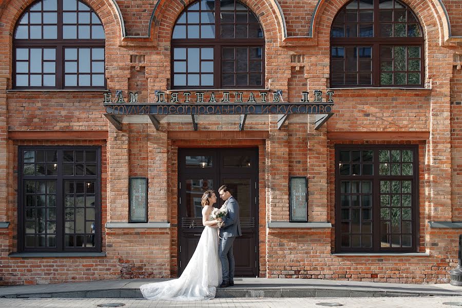 Fotógrafo de casamento Sergey Maksimov (smaximov). Foto de 8 de fevereiro