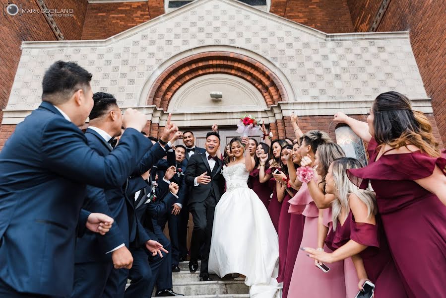 Fotógrafo de casamento Mark Godilano (markgodilano). Foto de 24 de abril 2019