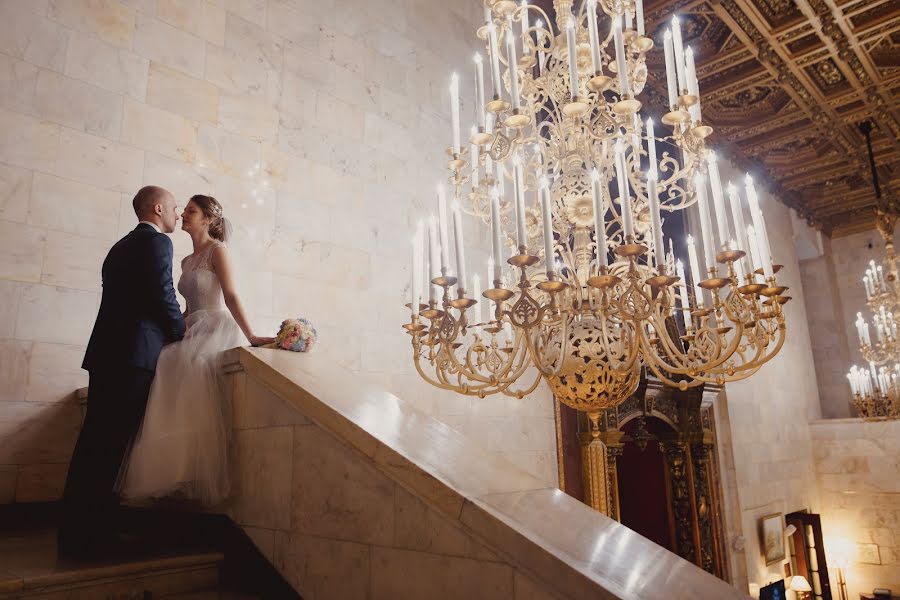 Fotógrafo de casamento Viktor Lyubineckiy (viktorlove). Foto de 3 de fevereiro 2019