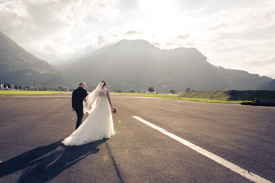 Fotógrafo de casamento Andrea Aeschbacher (fotomemories). Foto de 1 de março 2019