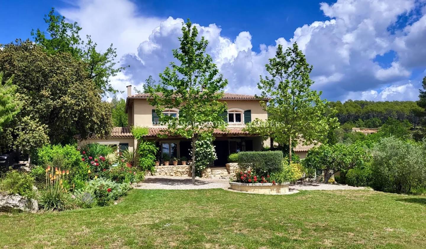 Maison avec piscine et terrasse Flayosc