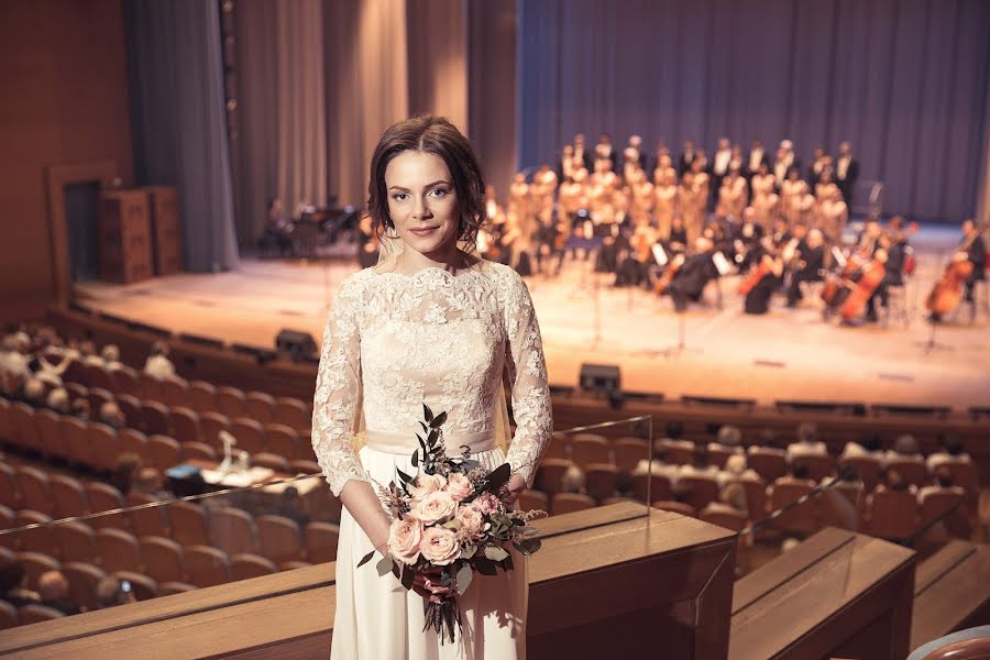 Wedding photographer Aleksandr Lobanov (alexanderlobanov). Photo of 16 May 2017