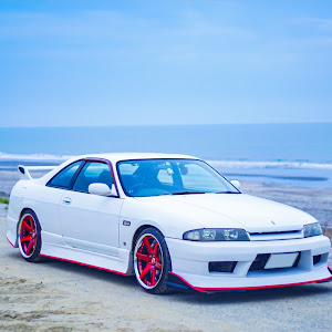 スカイライン R33