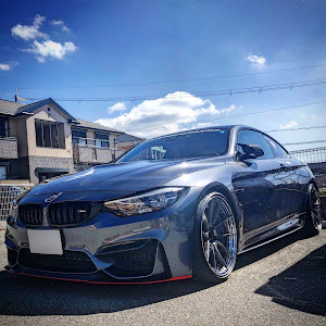 M4 クーペ