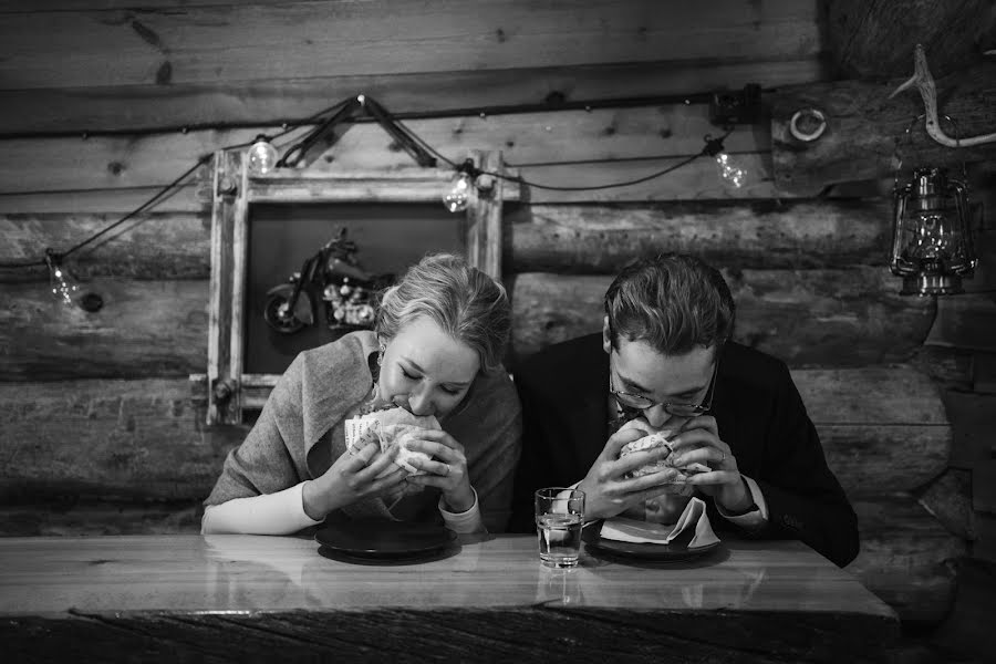 Fotógrafo de casamento Suvi Mikkanen (suvihelmi). Foto de 20 de junho 2023