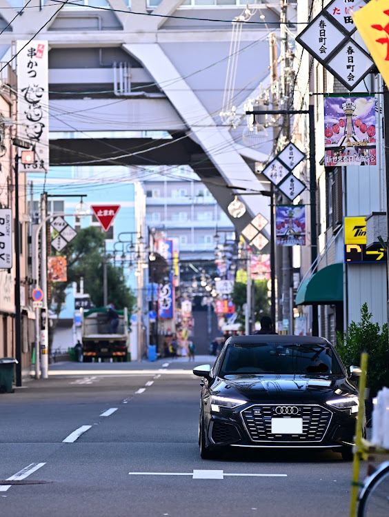 S3 セダンの通天閣・京都紅葉・ねねの道・維新の道・退職記念ツアーに関するカスタム事例の投稿画像2枚目