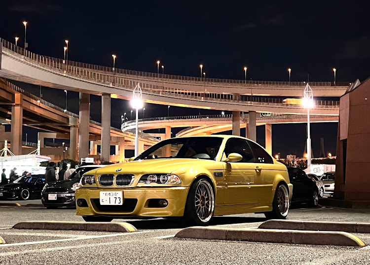 M3 クーペのカーボンサージ・BBS LM・DG-BKBD・iPhone13pro max・Glück-Racingに関するカスタム事例の投稿画像1枚目